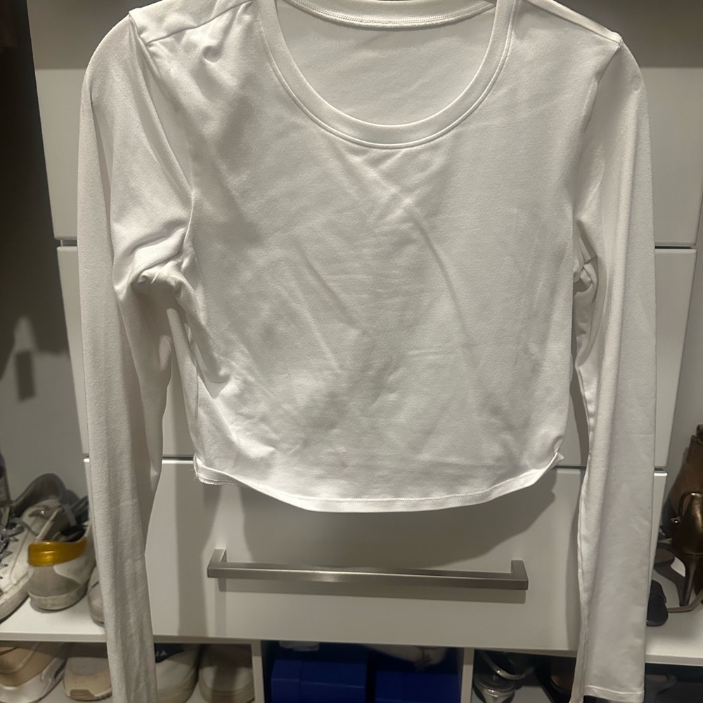 ALO Yoga White Long Sleeve Crop Top